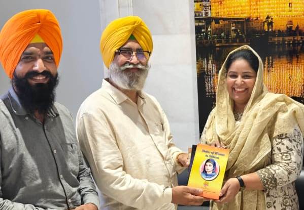 Nafeesa, President of Para Boccia Welfare Society Rajasthan, visited the Holy Golden Temple at Amritsar and was blessed by Shri Jaswinder Singh Jassi, Assistant Secretary of SGPC, Golden Temple, Amritsar.